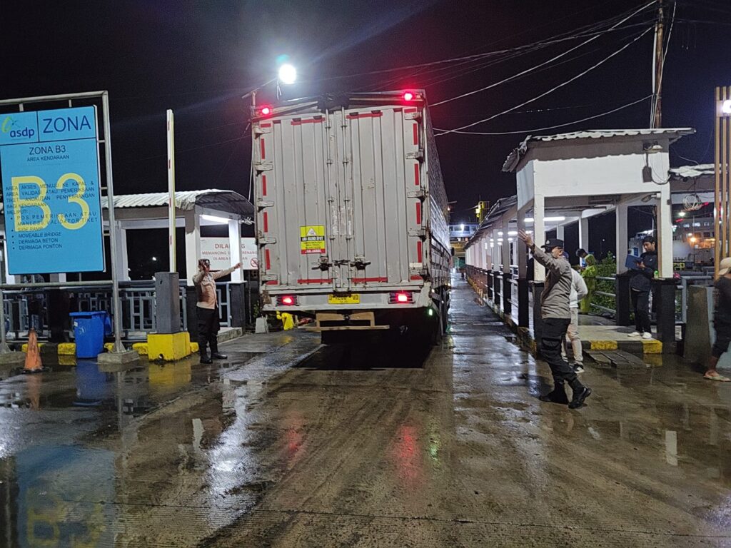 Pengamanan Ketat di Dermaga Lembar, Antisipasi Lonjakan Penumpang ke Bali