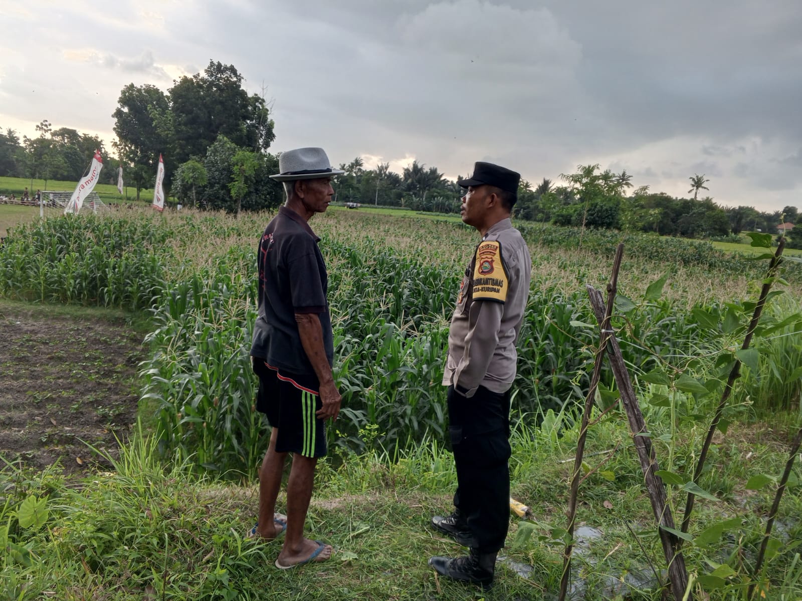 Sinergi Polri dan Warga Kuripan Perkuat Ketahanan Pangan Lokal