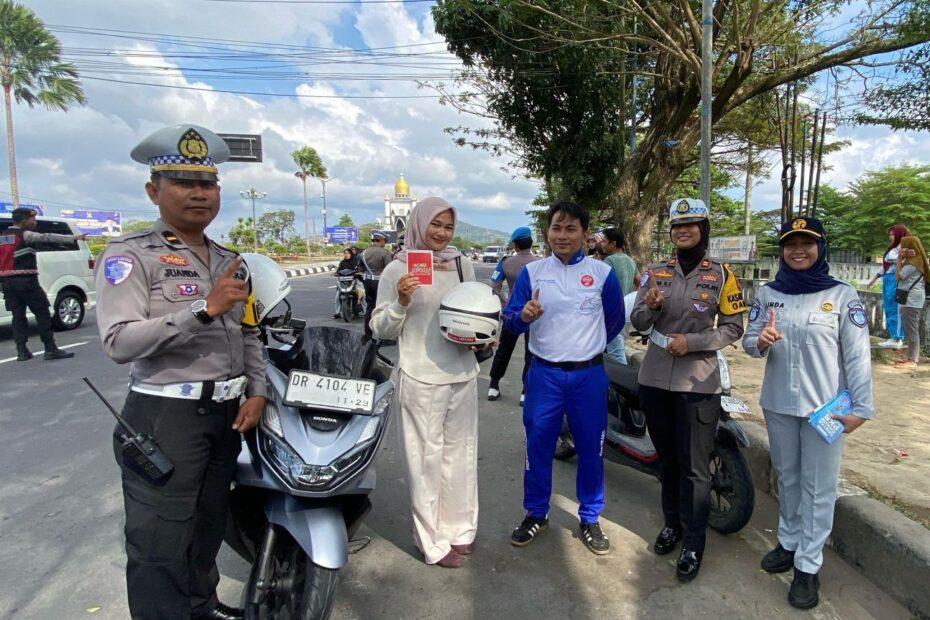 Satlantas Polres Lombok Barat Apresiasi Warga Tertib Saat Operasi Patuh di Bypass Bil 1