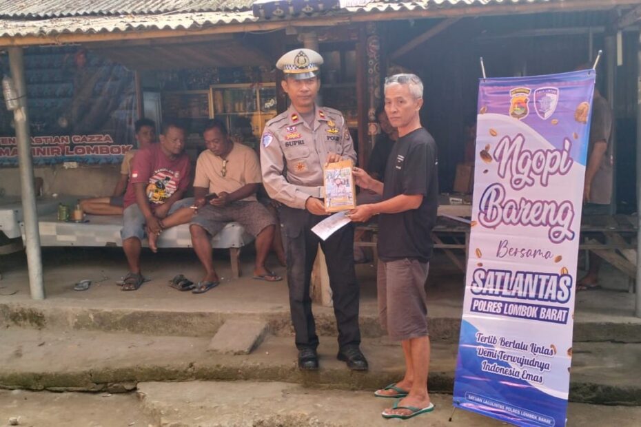 Satlantas Polres Lombok Barat Gelar Ngopi Bareng Sopir, Ajak Sopir Truk Wujudkan Kamseltibcar Lantas