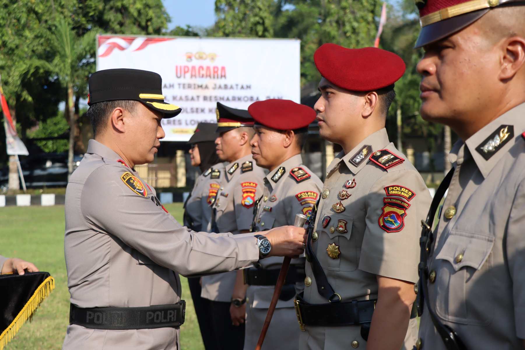 Polres Lombok Barat Gelar Sertijab, Tiga Pejabat Strategis Resmi Berganti