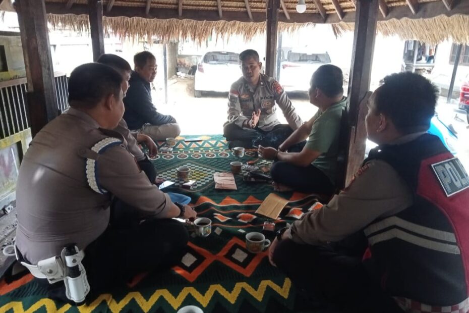 Kapolsek Sekotong Ajak Warga Kolaborasi Jaga Kamtibmas, Patroli Dialogis Sasar Dusun Kelep Tengah