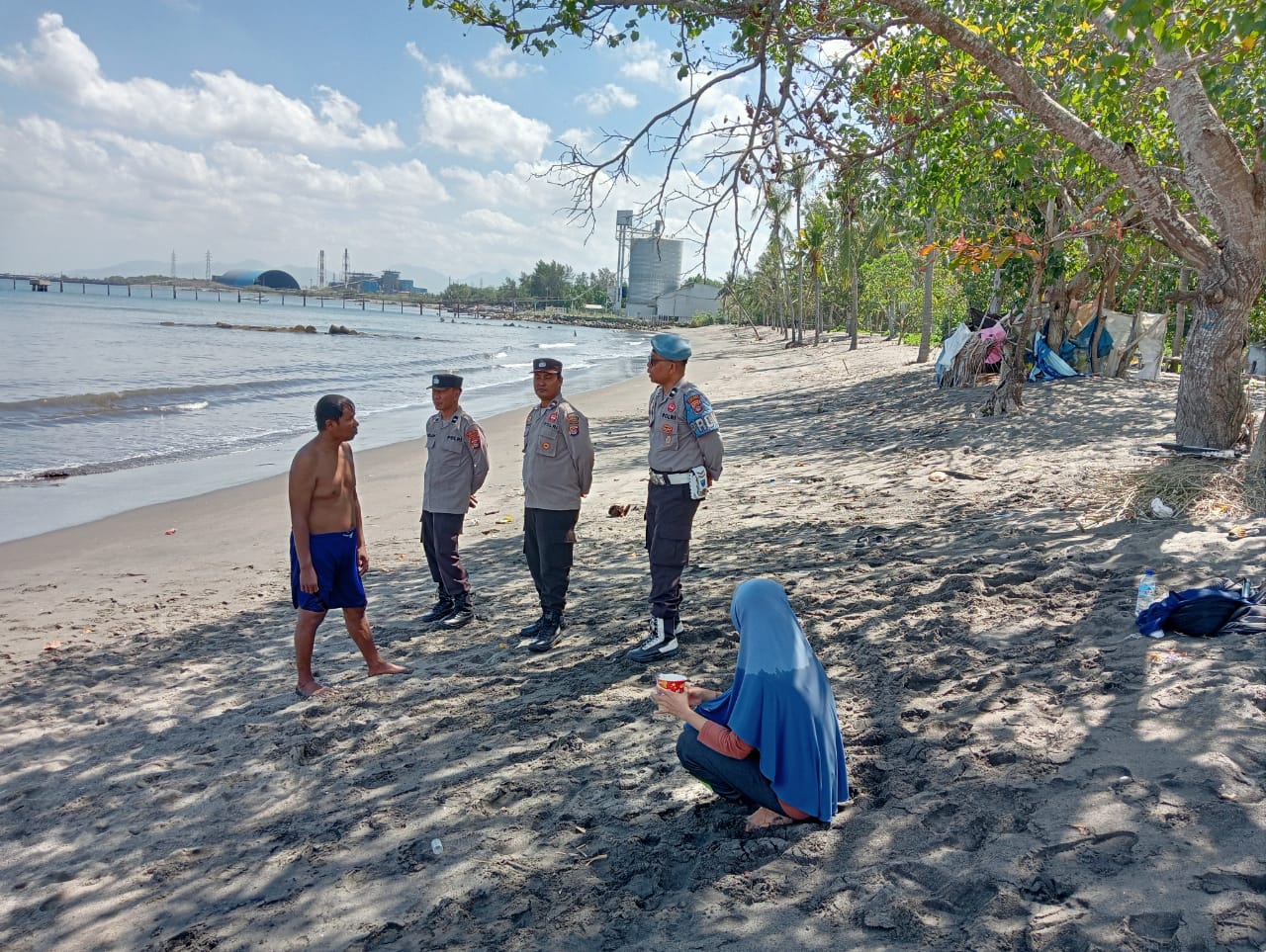 Polsek Gerung Intensifkan Patroli Jaga Keamanan Objek Vital dan Wisata di Lombok Barat