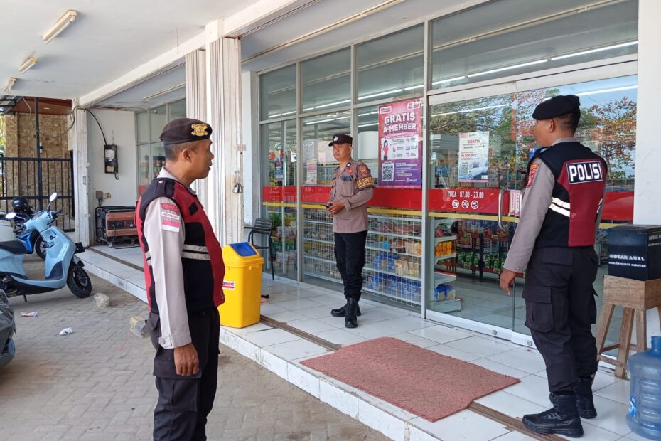Polsek Sekotong Intensifkan Patroli di Pertokoan Batu Kijuk, Lombok Barat