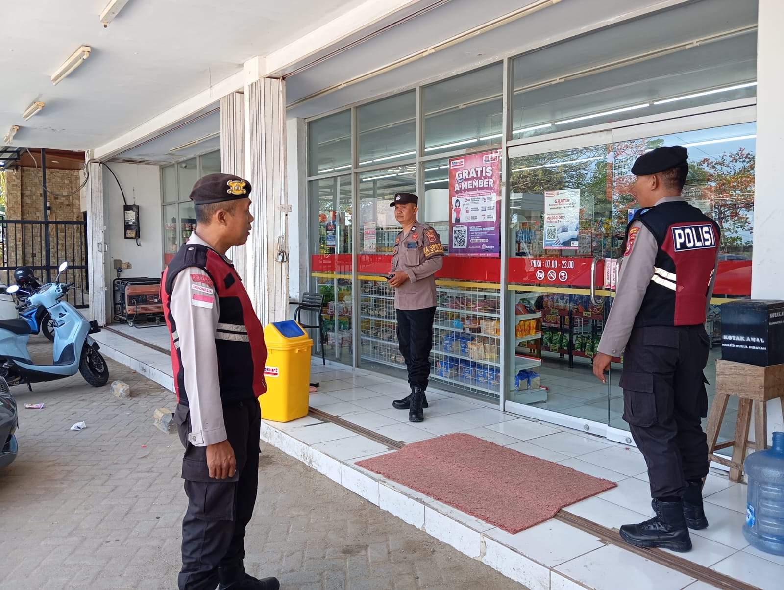 Polsek Sekotong Intensifkan Patroli di Pertokoan Batu Kijuk, Lombok Barat