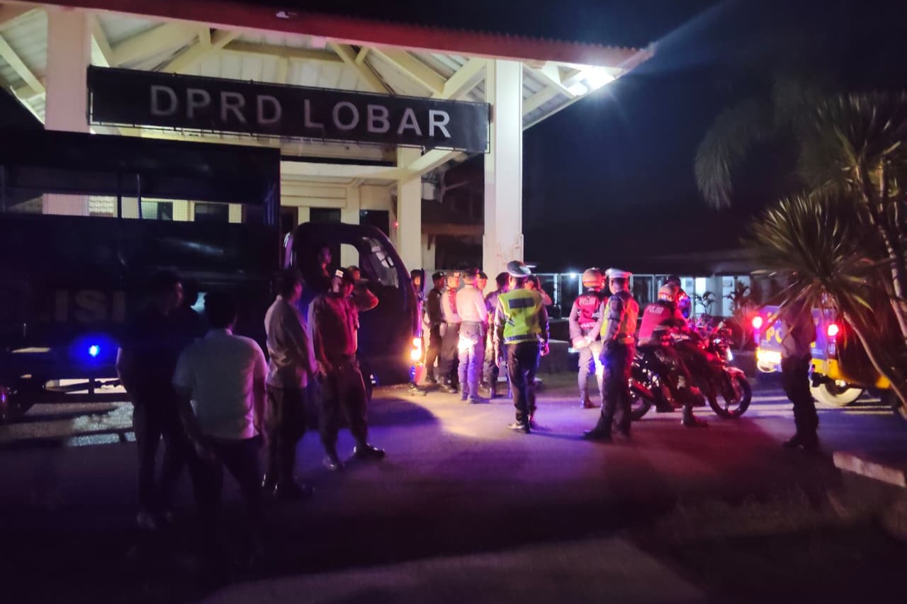 Sinergi TNI-Polri dan Pemerintah Lombok Barat Gelar Patroli Skala Besar Guna Ciptakan Keamanan Kondusif
