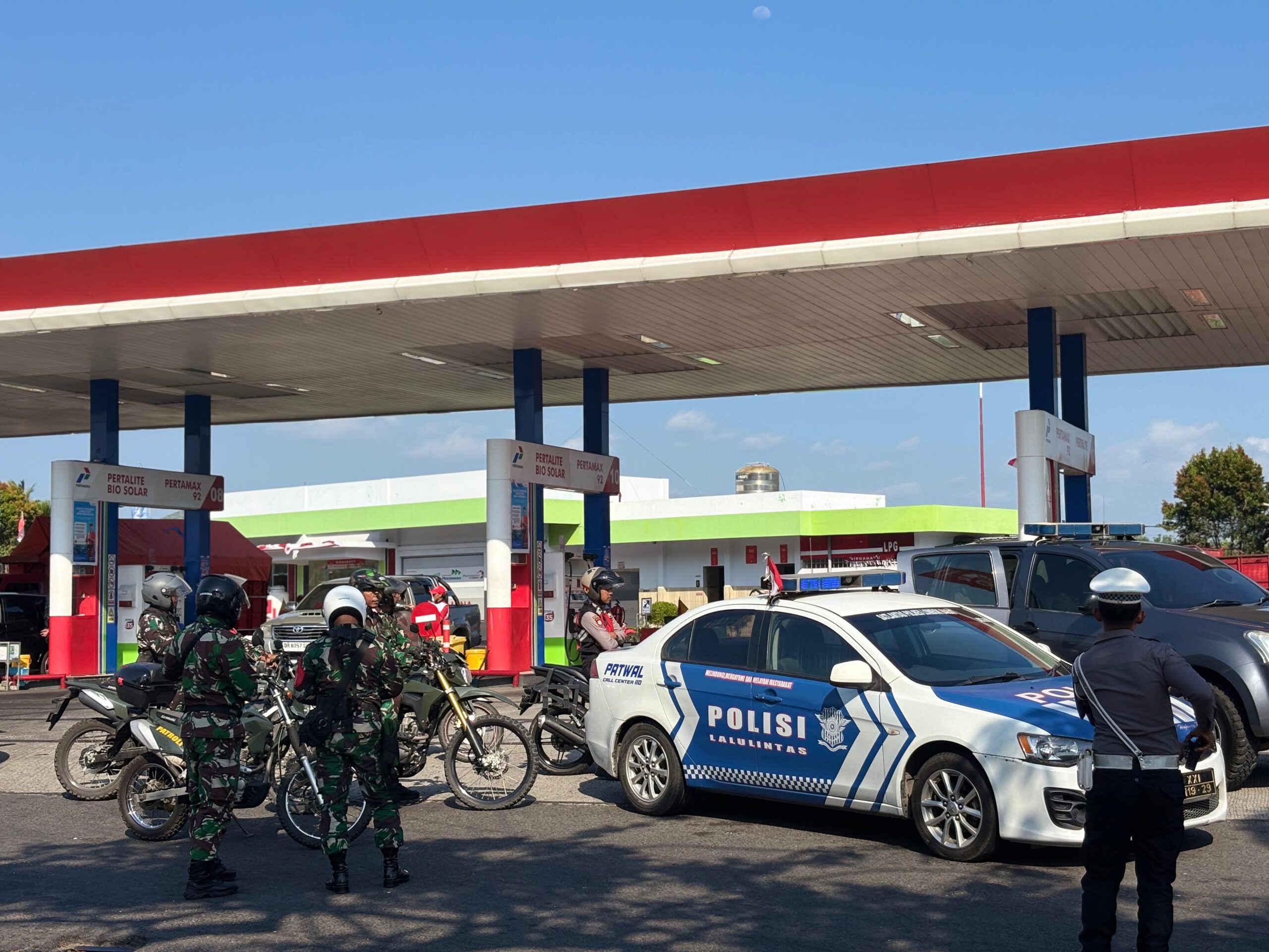 Patroli Gabungan TNI-Polri dan Pemkab Perkuat Keamanan Lombok Barat