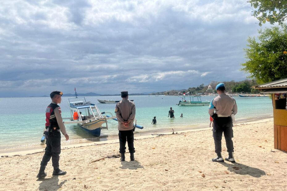 Polres Lombok Barat Gencarkan Patroli KRYD di Objek Wisata Sekotong, Wujudkan Rasa Aman dan Nyaman Bagi Pengunjung
