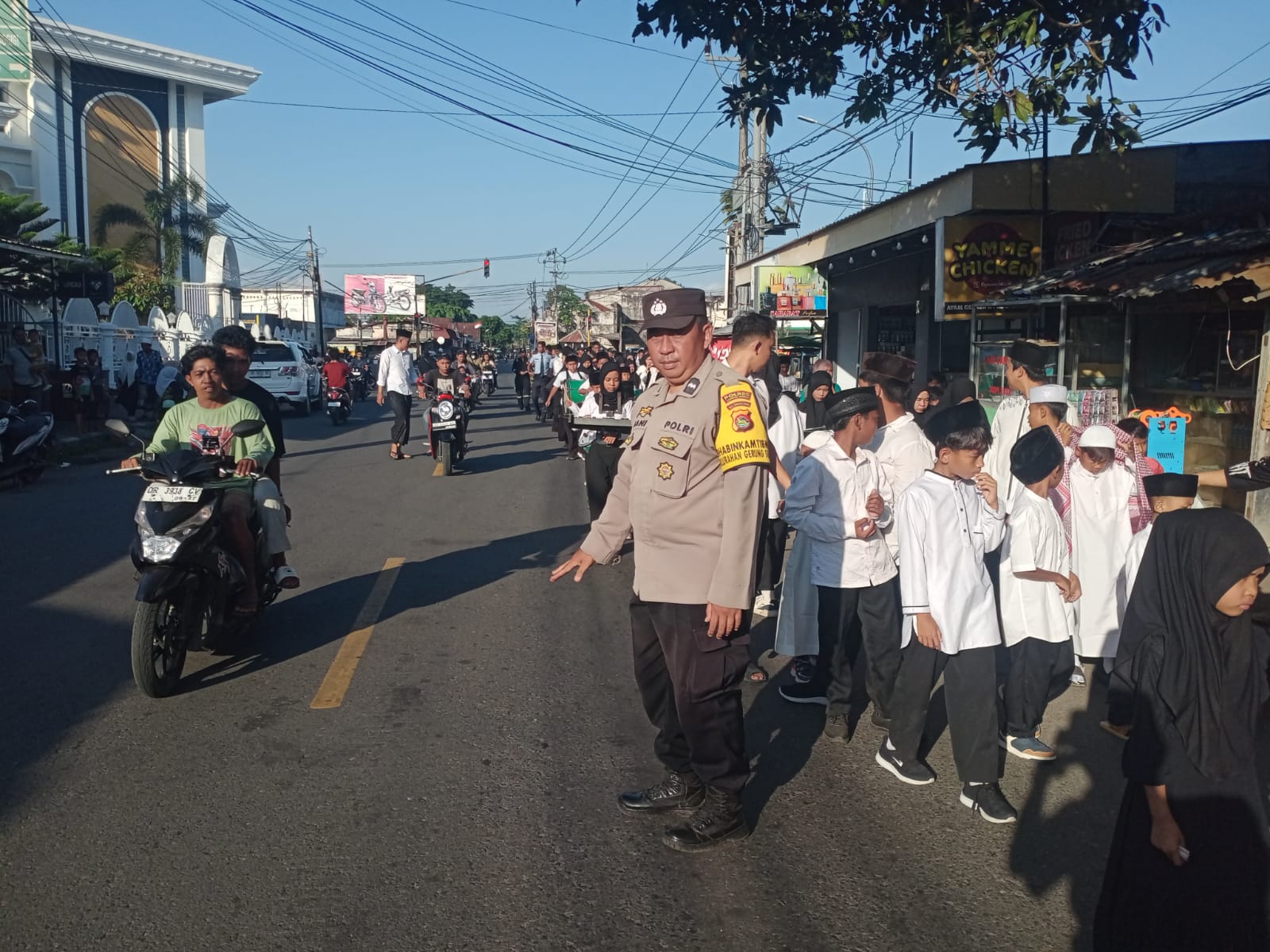 Pawai Khataman Al-Qur’an di Gerung Utara Berlangsung Meriah dan Aman