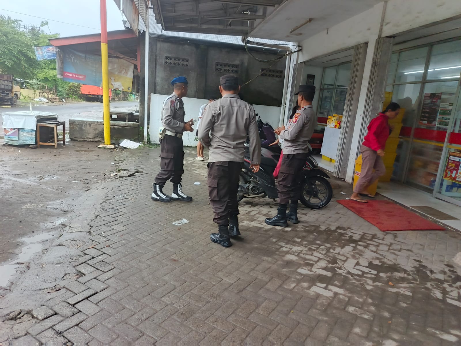 Polsek Kuripan Perkuat Patroli Sinergi Antisipasi Kriminalitas dan Cuaca Ekstrem