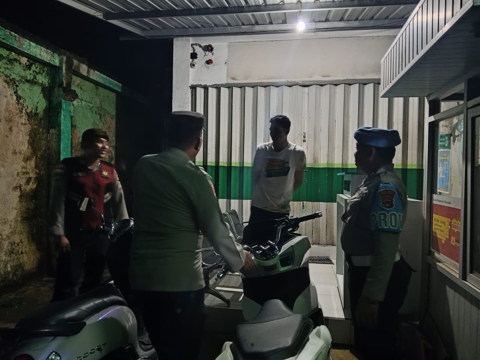 Polsek Sekotong Intensifkan Patroli Malam untuk Jaga Keamanan Objek Vital