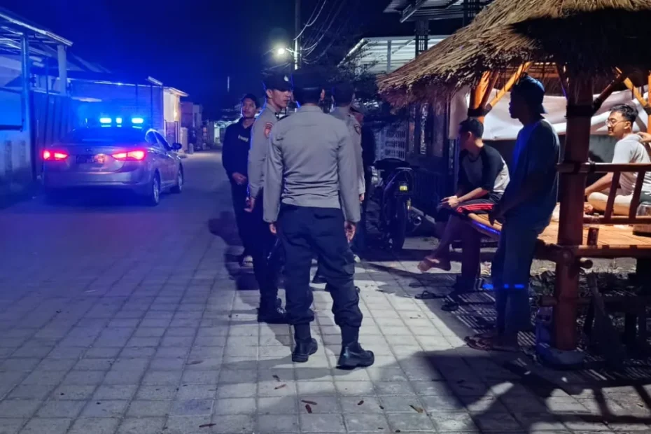 Polsek Labuapi Perkuat Patroli Malam di Desa Perampuan dan Sekitarnya