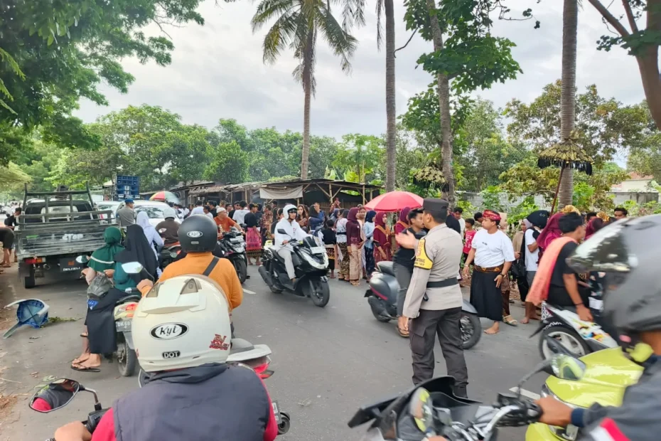 Polsek Kuripan Sukses Kawal Tradisi Nyongkolan di Lombok Barat