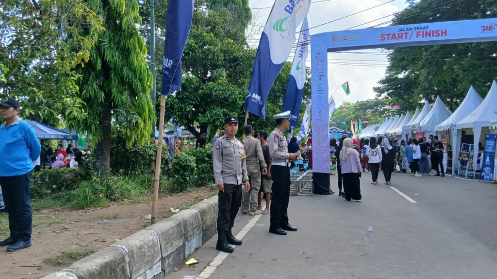 Satlantas Lombok Barat Sukses Amankan Pasar Keuangan Rakyat Indonesia