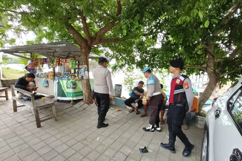 Polisi Kawal Ketat Dermaga Tembowong, Wisatawan Kini Lebih Aman