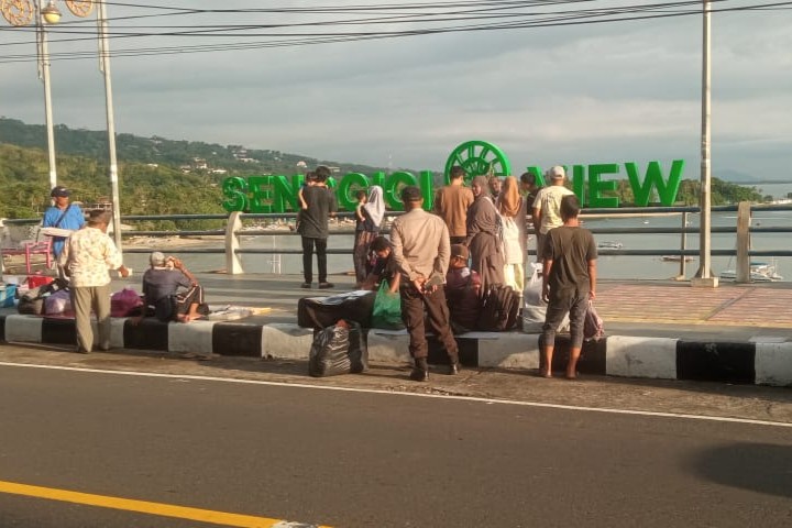 Polsek Batulayar Gencarkan Patroli Cegah Kejahatan di Senggigi