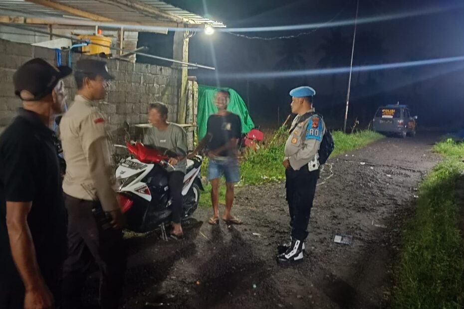 Patroli Malam Polsek Kuripan Redam Aksi 3C di Lombok Barat
