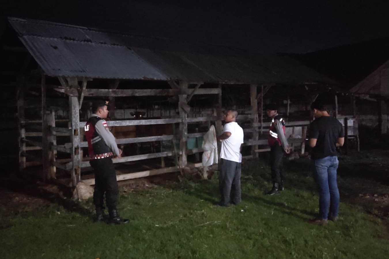 KRYD Dini Hari, Polsek Sekotong Jaga Keamanan Peternak Bertong Timur