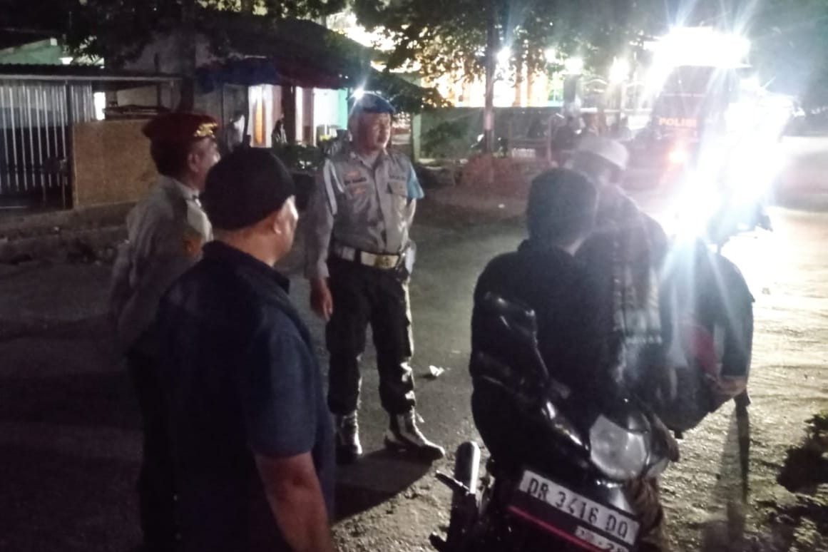 Polsek Lembar Intensifkan Patroli Malam, Cegah Aksi 3C di Pemukiman Padat