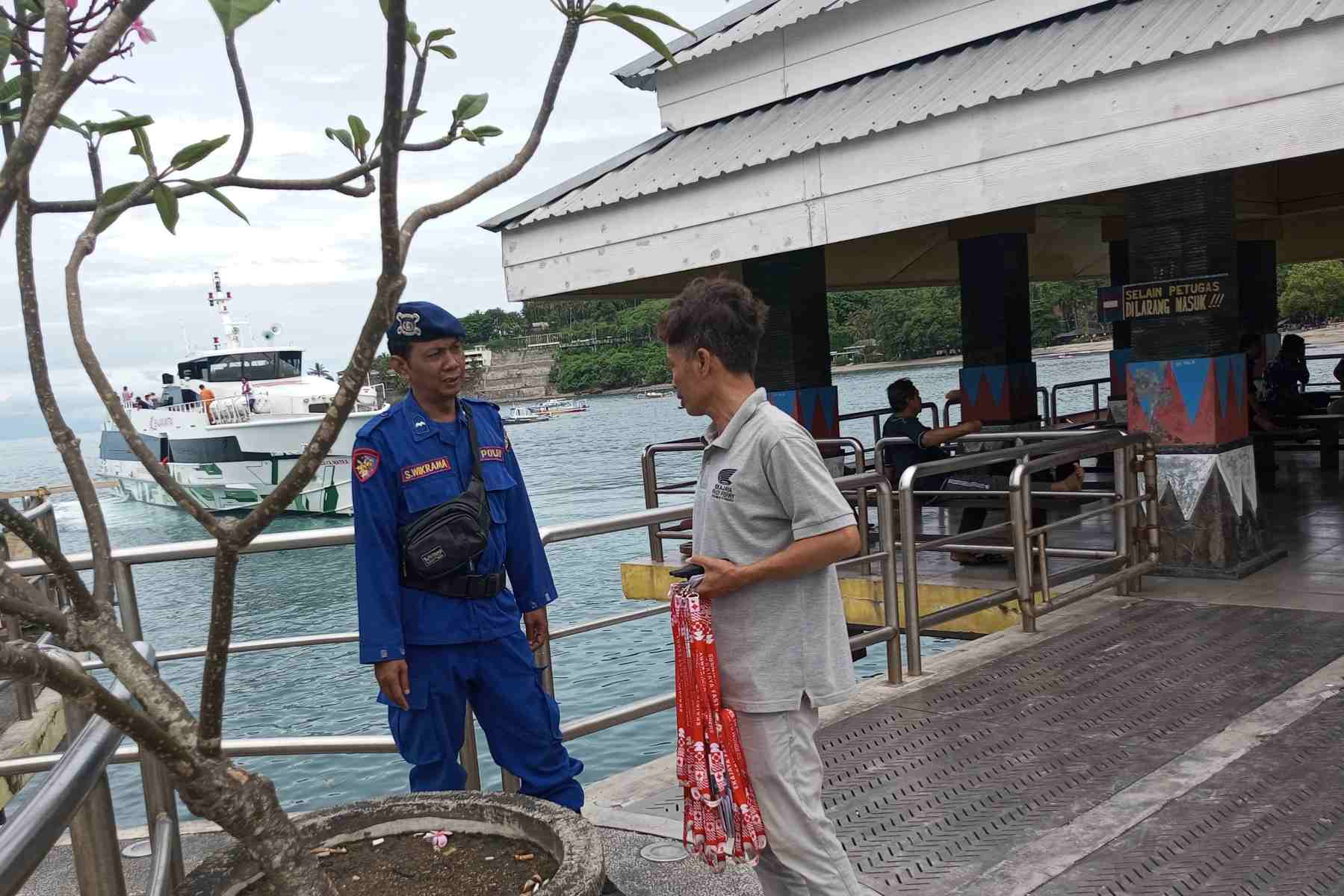 Polairud Lombok Barat Pastikan Sitkamtibmas Pesisir Senggigi Kondusif