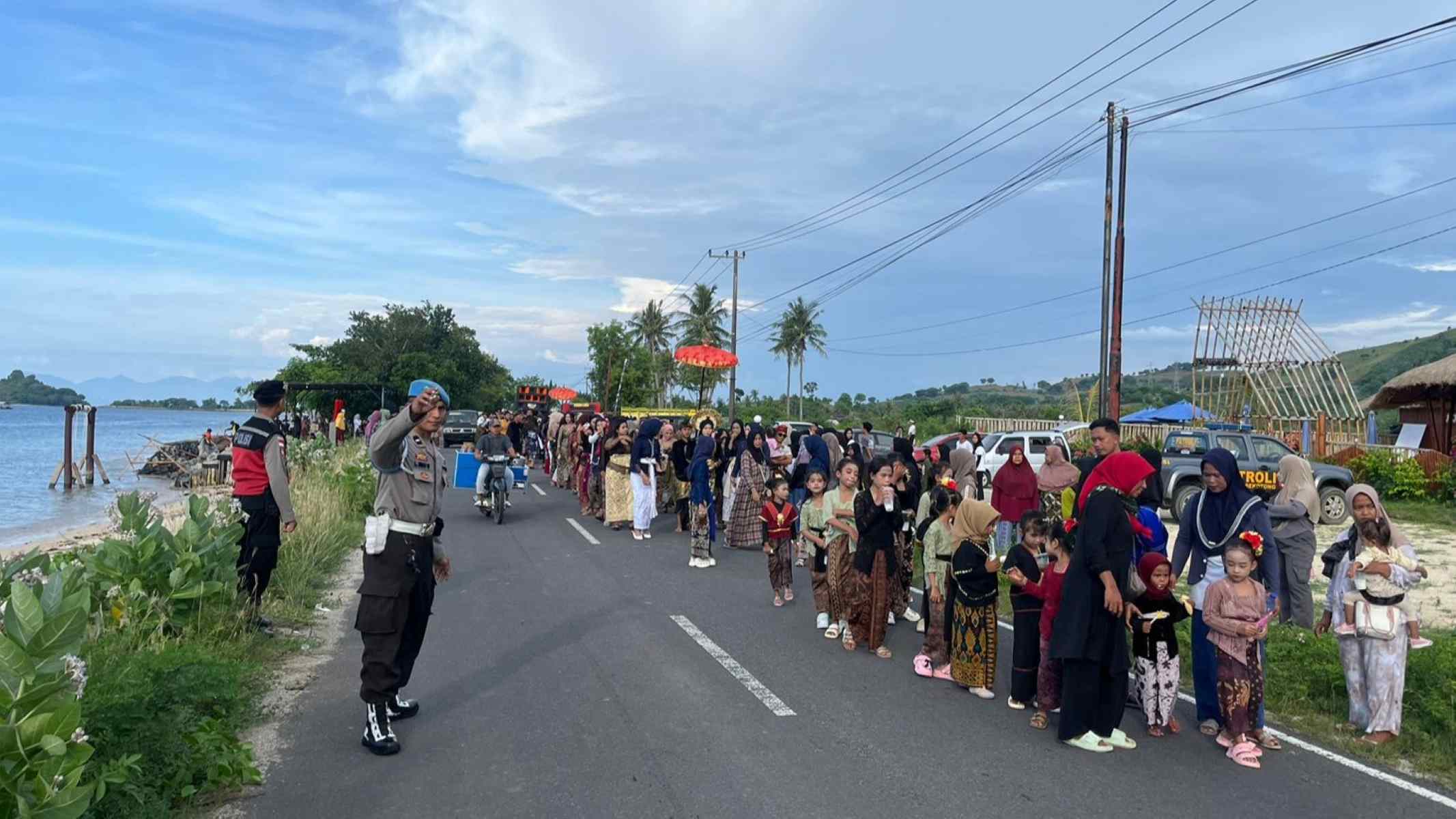 Lalu Lintas Sekotong Kondusif Saat Prosesi Adat Nyongkolan