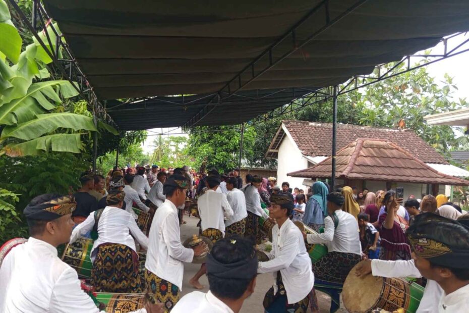 Polsek Sekotong Amankan Nyongkolan di Desa Pelangan