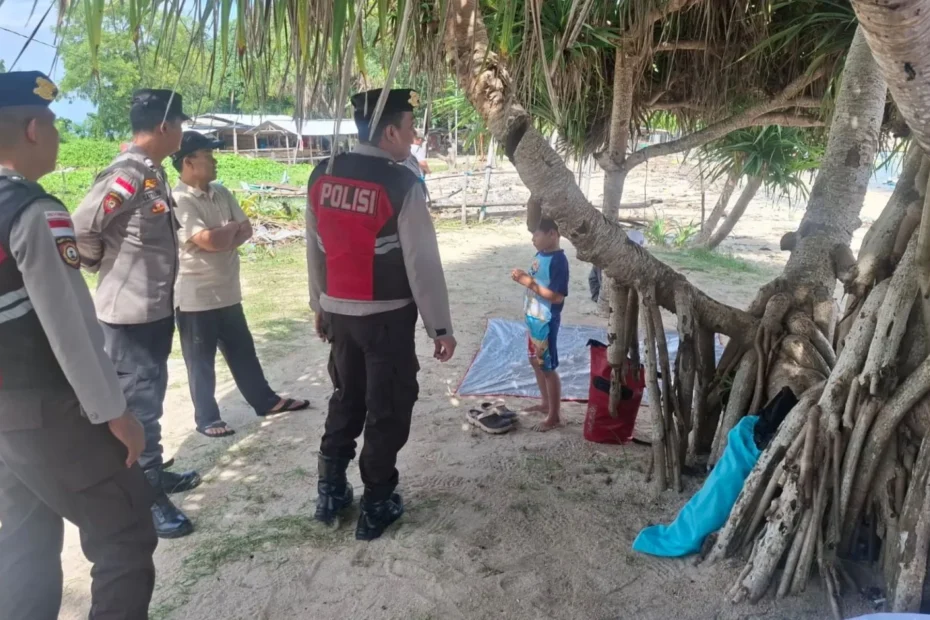 Pastikan Keamanan Wisatawan, Polsek Sekotong Intensifkan Patroli di Pantai Elak-Elak
